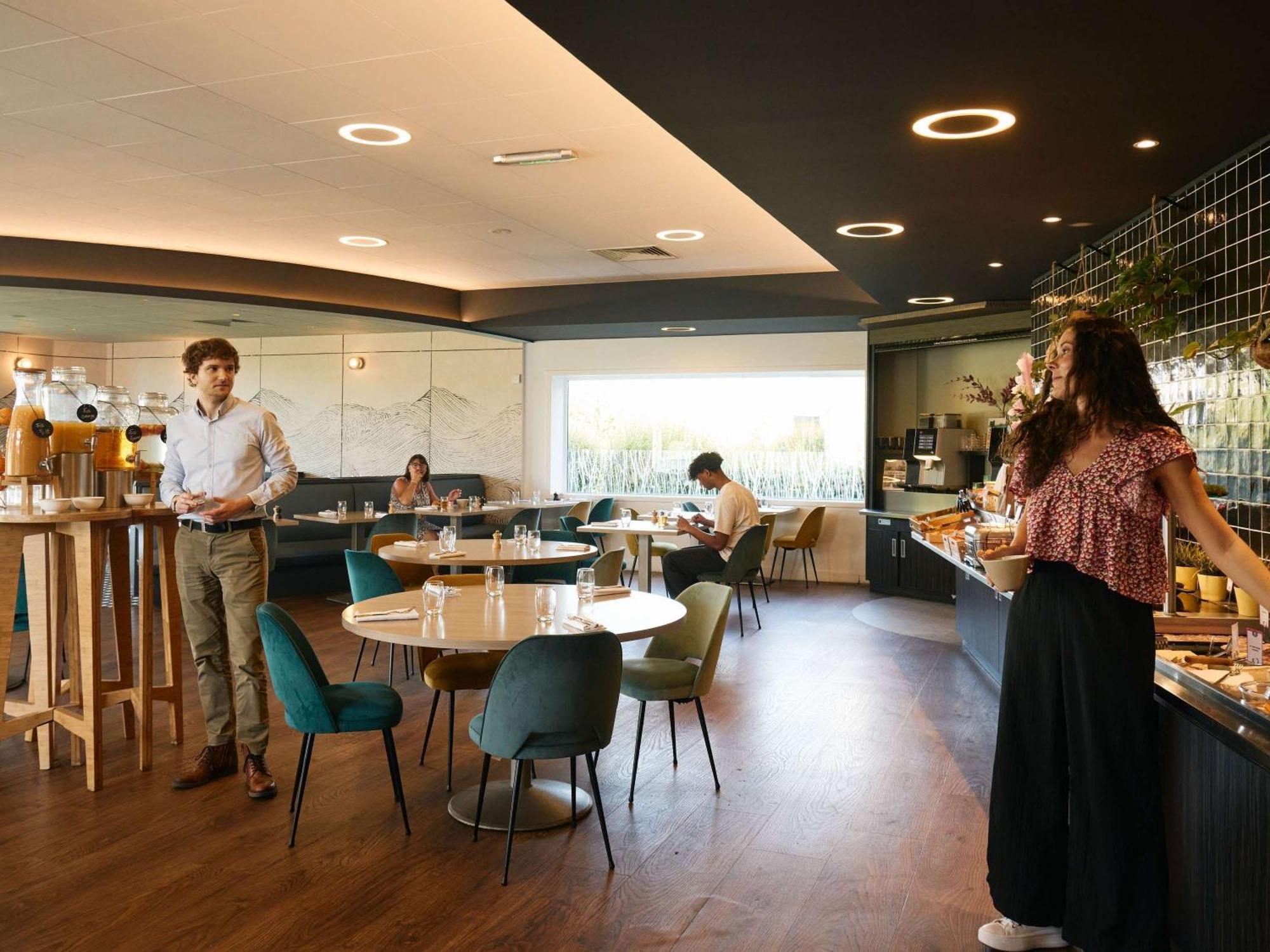 兰斯塔基诺富特酒店 蒂恩奎克斯 外观 照片